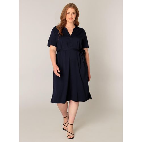 Sommerkleid BASE LEVEL CURVY, Damen, Gr. 44, N-Gr, blau (dunkelblau), Web, Obermaterial: 65% Viskose, 30% Nylon, 5% Elasthan, unifarben, knielang, V-Ausschnitt, Kleider Sommerkleid, mit Bindegürtel