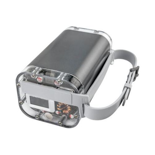 Powerbank Ansmann PB4100, Akkukapazität 40000 mAh, 2 x USB-A und 2 x USB-C, als Taschenlampe verwendbar, TFT-LCD Display, IP67, Aluminium, silber