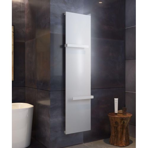 Badheizkörper LIANO in 140 x 45 cm (Mittelanschluss, weiß)