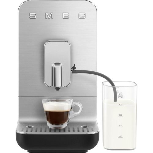 SMEG Kaffeevollautomat "BCC13BLMEU", schwarz, B:43,3cm H:18cm T:33,6cm, Kaffeevollautomaten, inkl. Milchbehälter