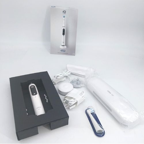 Oral B Elektrische Zahnbürste Zahnpflege iO Series 9 Plus Edition Präzision Reinigung