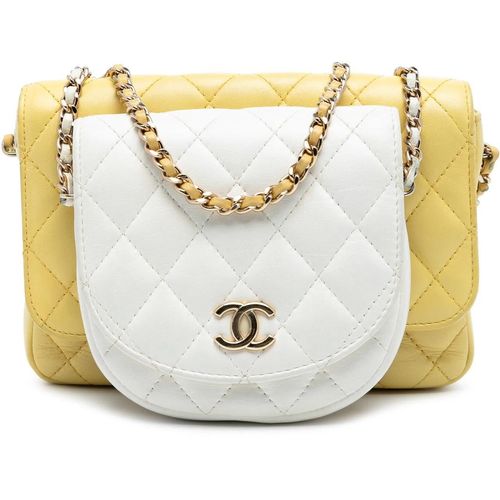 Chanel Hobo Bags - CC Quilted Lambskin Side Packs Flap - Gr. unisize - in Gelb - für Damen Image
