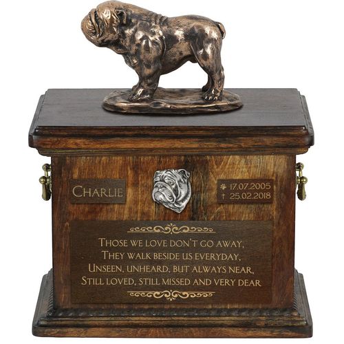 Bulldogge I - Eine Urne für die Asche eines Hundes, eine Urne mit einer Statue, eine personalisierte Hundeurne von der Marke Art-Dog.