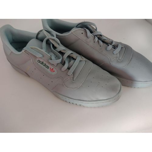 Adidas Yezzy Powerphase grau 50 2/3