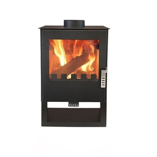 Holzofen Verso 3 - 5 kW | Kompakt, effizient und leicht zu installieren