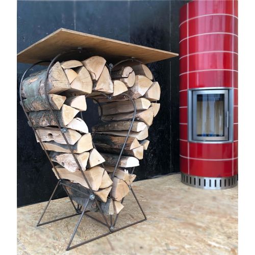 Holzherz, Holztisch, Kaminholzregal