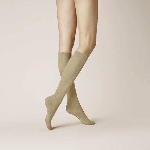 Kniestrümpfe KUNERT "FLY&CARE", Damen, Gr. 37-38, beige (beige, meliert), Baumwollmischung, normal, Socken Kniestrümpfe, Stützwirkung, weich, elegante Optik