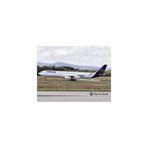 Revell 03803 A340-300 Lufthansa New Livery Flugmodell Bausatz 1:144