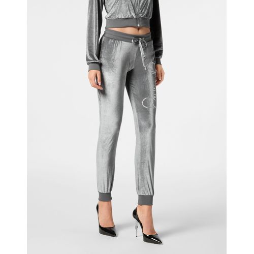 Broek Signature