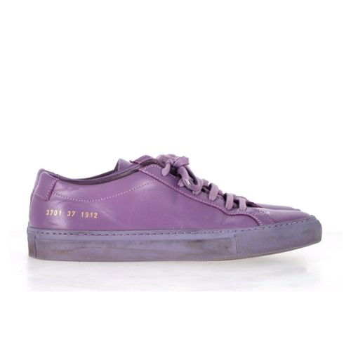 Common Projects Achilles Lage Sneakers in Paarse Leer