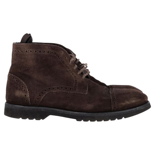 Tom Ford Laser Cut Lacer-Up Chukka Boots in Bruin Suède