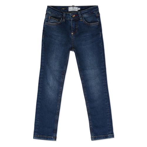 Slim Fit Statement