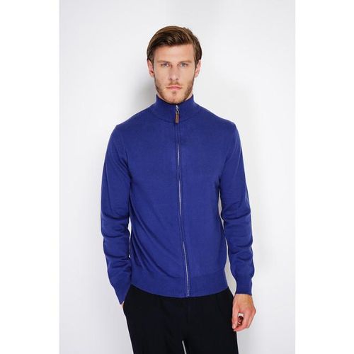 William de Faye Vest night