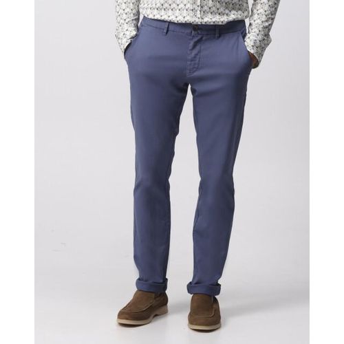 Campbell Henry chino