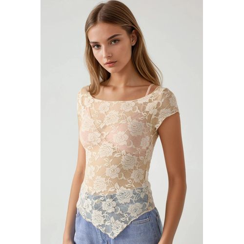 Floral Lace Crop Top Pika Collectie