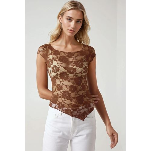 Floral Lace Crop Top Pika Collectie