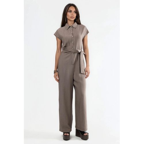 Wijd-Geschouderde Overhemdkraag Jumpsuit met Knopen
