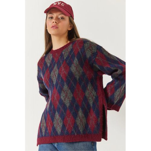 Crew-Neck-Pullover mit Schlitz im Baklava-Muster