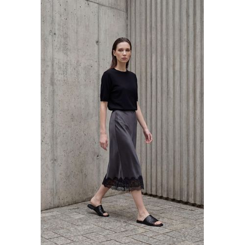 Spitzenverzierte Satin-Midi-Rock