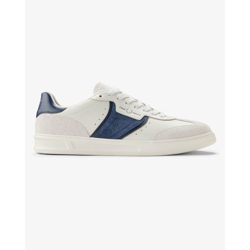 B4 Trainers in Wit