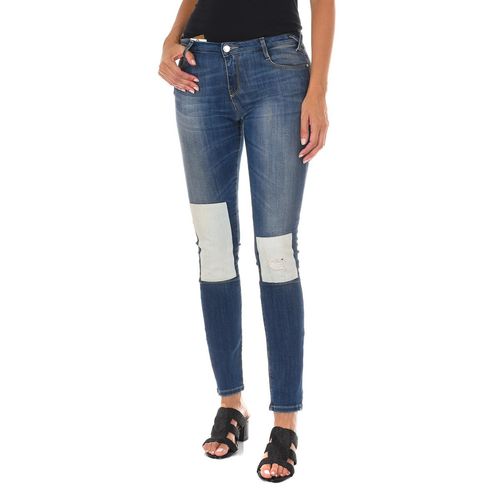Lange Denim-Hose mit Trageeffekt und schmal geschnittenen Säumen 10DB50350 woman