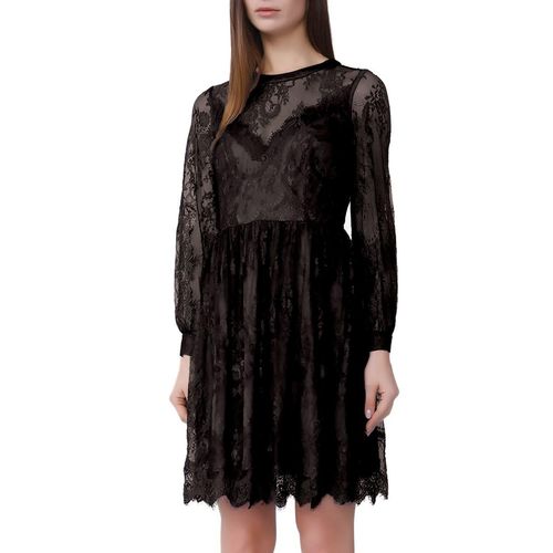 Lace Skater -jurk en hart halslijn