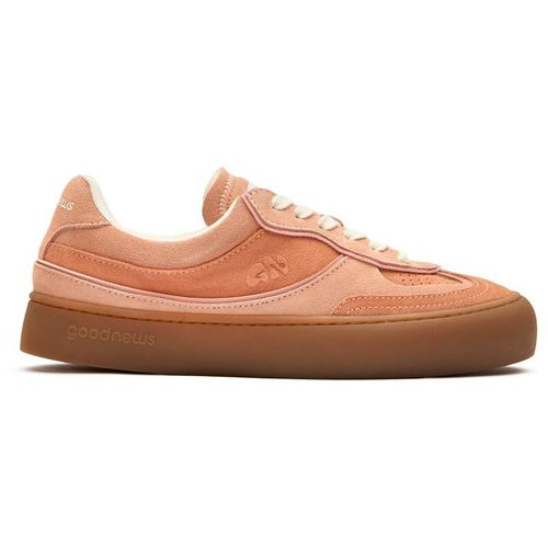 Good News Lagoon Trainers