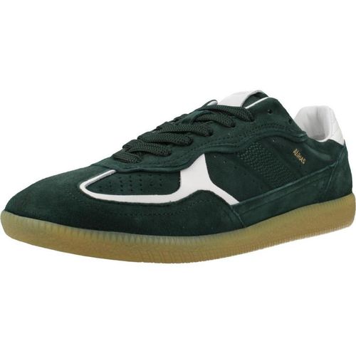 Grüne Schuhe TB.490 (Modellnummer)
