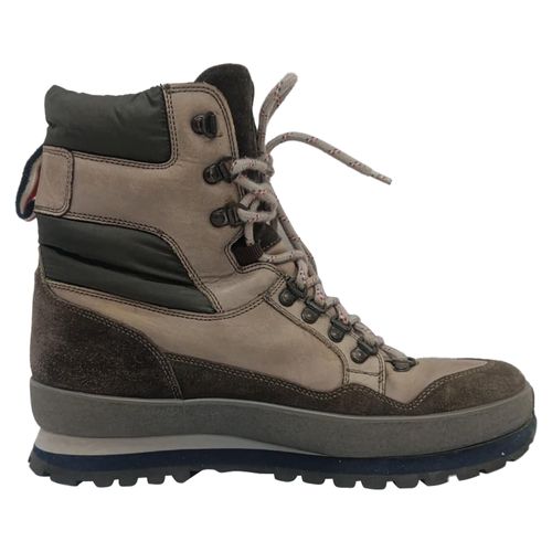 Moncler veterschoenen voor wandelen in bruin leer en suède.