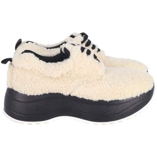 Celine Levering Schapenvacht Platform Sneakers in Crème Wol