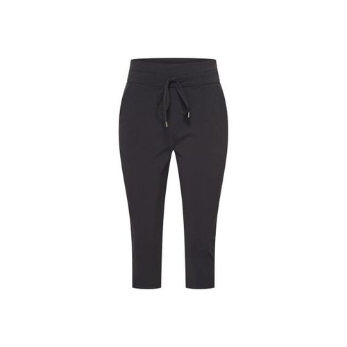 My Lady Fashion Travelsoft capri broek cora- capri, deze capribroek valt groot. Ons advies is om een maatje kleiner te nemen