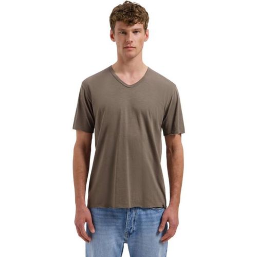 Dstrezzed Stewart tee