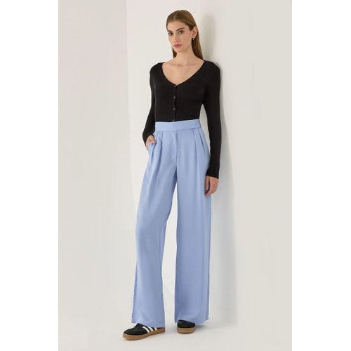 Gekruiste Broek