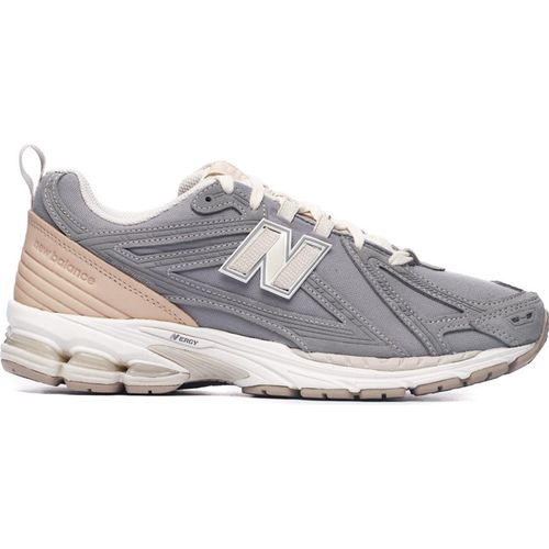New Balance 1906 M1906FA Sneaker Grau aus Veloursleder und Mesh mit OrthoLite-Einlegesohle