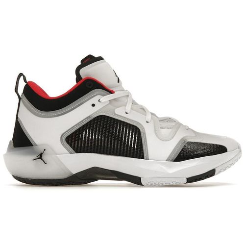Jordan 37 Low Siren Red - EU 47