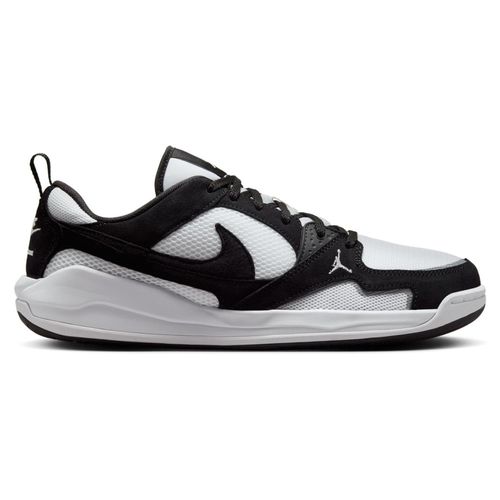 Jordan CMFT Era Sneaker Schwarz Weiß aus Leder mit Nitro-Dämpfung und Energierückgabe