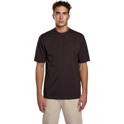 Aeden Foreo tee ganache