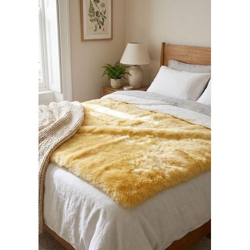 Bettauflage 200 x 100 cm aus Lammfell pflanzliche Gerbung -