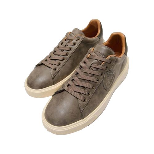 Blauer Sneakers