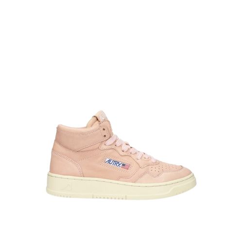 Medalist 01 Mid Sneakers