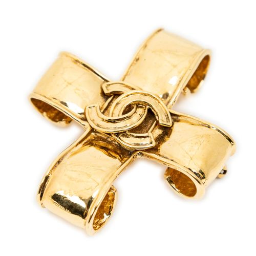 CC Cross Brooch Pin Broche