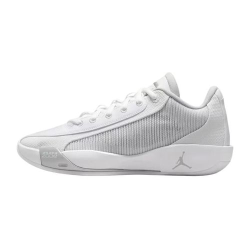 Nike Jordan .77