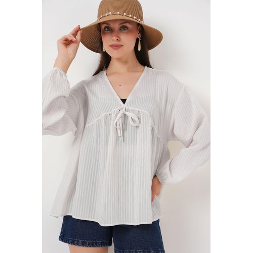 Gestructureerde Seersucker V-hals Blouse met Strikje