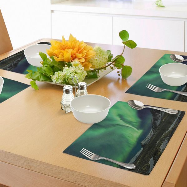 Abakuhaus Tovagliette Nordlicht, Immagine Del Lampo Dell'aurora Polare Sopra Le Montagne Di Notte, Tiscjdeco In Tessuto Resistente Ai Colori Per La Sala Da Pranzo E La Cucina, Verde Militare, Blu, Grigio E-image