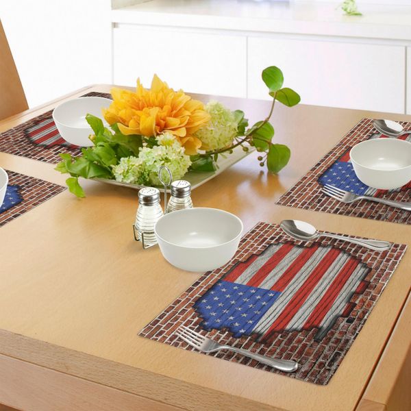 Abakuhaus Usa Tovagliette, Quarto Di Luglio, Giorno Dell'indipendenza, Vendemmia, Muro Di Mattoni, Sfondo Architettonico Rustico, Tiscjdeco In Tessuto Resistente Al Colore Per La Sala Da Pranzo E La Cucina, Marrone Blu Rosso-image