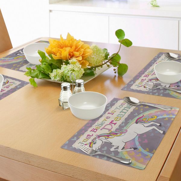Abakuhaus Tovagliette Per Ragazze Adolescenti, Figura Di Unicorno Con La Scritta "Credi Nei Tuoi Sogni"", Illustrazione Con Citazione Ispiratrice, Decorazione Da Tavola In Tessuto Resistente Al Lavaggio Per La Sala Da Pranzo E La Cucina, Beige E Lilla"-image
