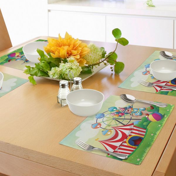 Tovagliette Abakuhaus Zirkus, Illustrazione Di Un Clown In Equilibrio Su Una Palla Gonfiabile Con Stampa Carnevalesca, Tovaglietta Decorativa In Tessuto Resistente Ai Colori Per La Sala Da Pranzo E La Cucina, Multicolore-image