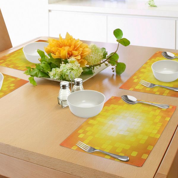 Abakuhaus Tovagliette Gialle, Mosaico Retrò, Forme Quadrate E Motivi Pixelati, Design Grafico Contemporaneo, Tiscjdeco In Tessuto Resistente Al Lavaggio Per La Sala Da Pranzo E La Cucina, Giallo Arancione-image