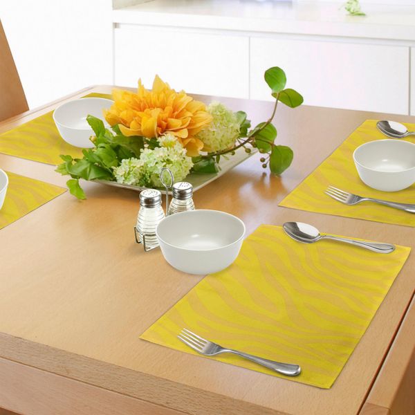 Abakuhaus Tovagliette Con Stampa Zebrata, Motivo Zebrato Con Stampa Animalier Dai Colori Vivaci, Decorazione Da Tavola In Tessuto Resistente Ai Colori Per La Sala Da Pranzo E La Cucina, Senape E Giallo-image