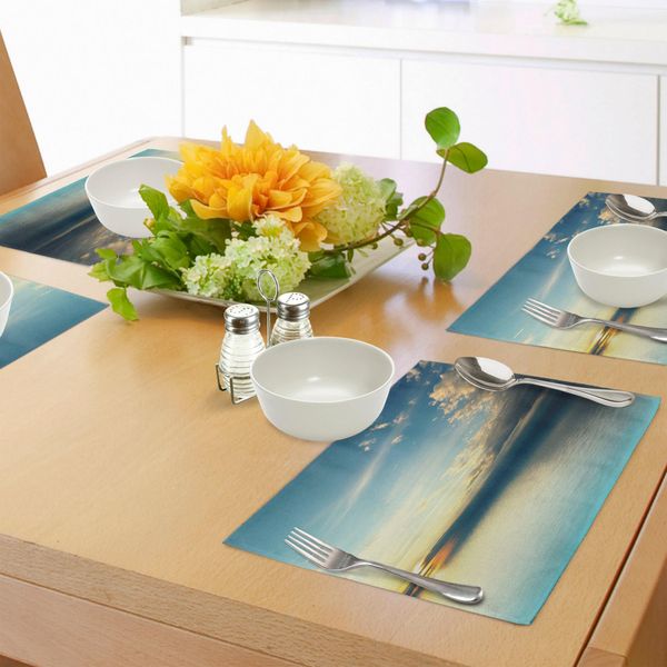 Tovagliette Abakuhaus Ocean, Panorama Del Lago Tramonto-Tramonto-Riflesso-Orizzonte-Nuvole Scure-Immagine Naturale, Sottobicchieri In Tessuto Lavabile Decorazione Da Tavola Con Stampa, Blu Verde Acqua-image